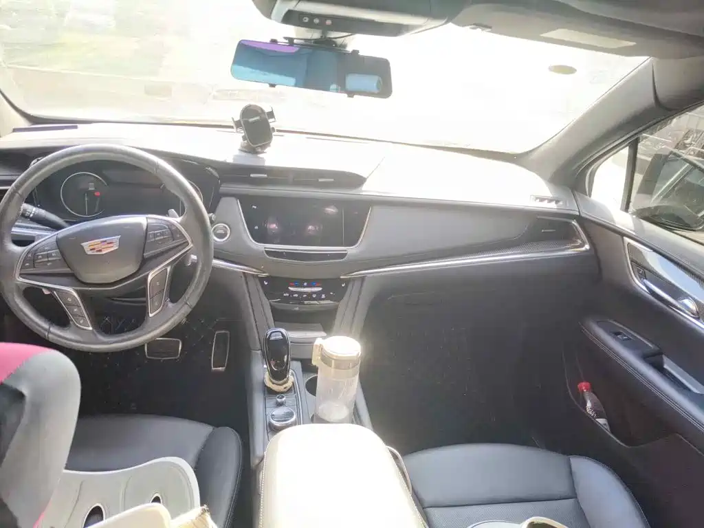 Cadillac XT5 2024 2024 2.0T AWD Luxury (Hummingbird Edition)