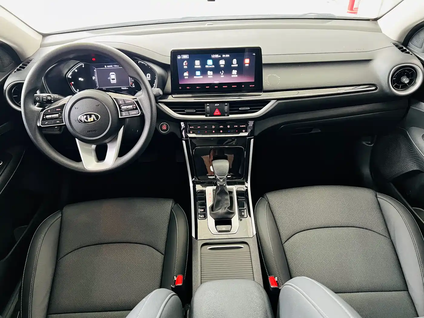 Kia K3 2020 1.5L CVT New Edge Sunroof Version фото 22