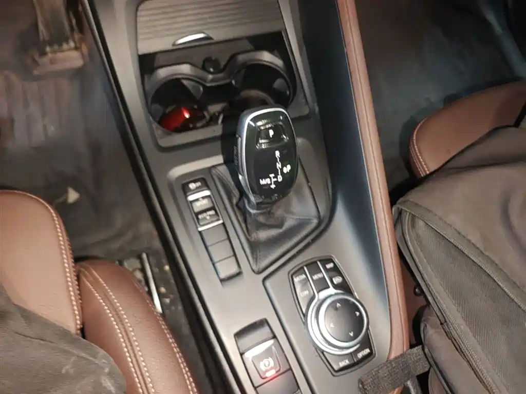 BMW X1 2021 Facelift sDrive20Li Fashion фото 14