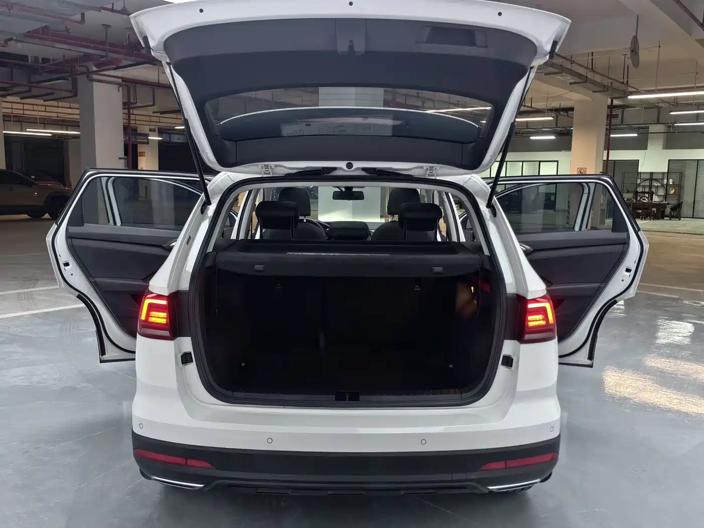 Volkswagen Tharu 2022 280TSI 2WD Comfort фото 7