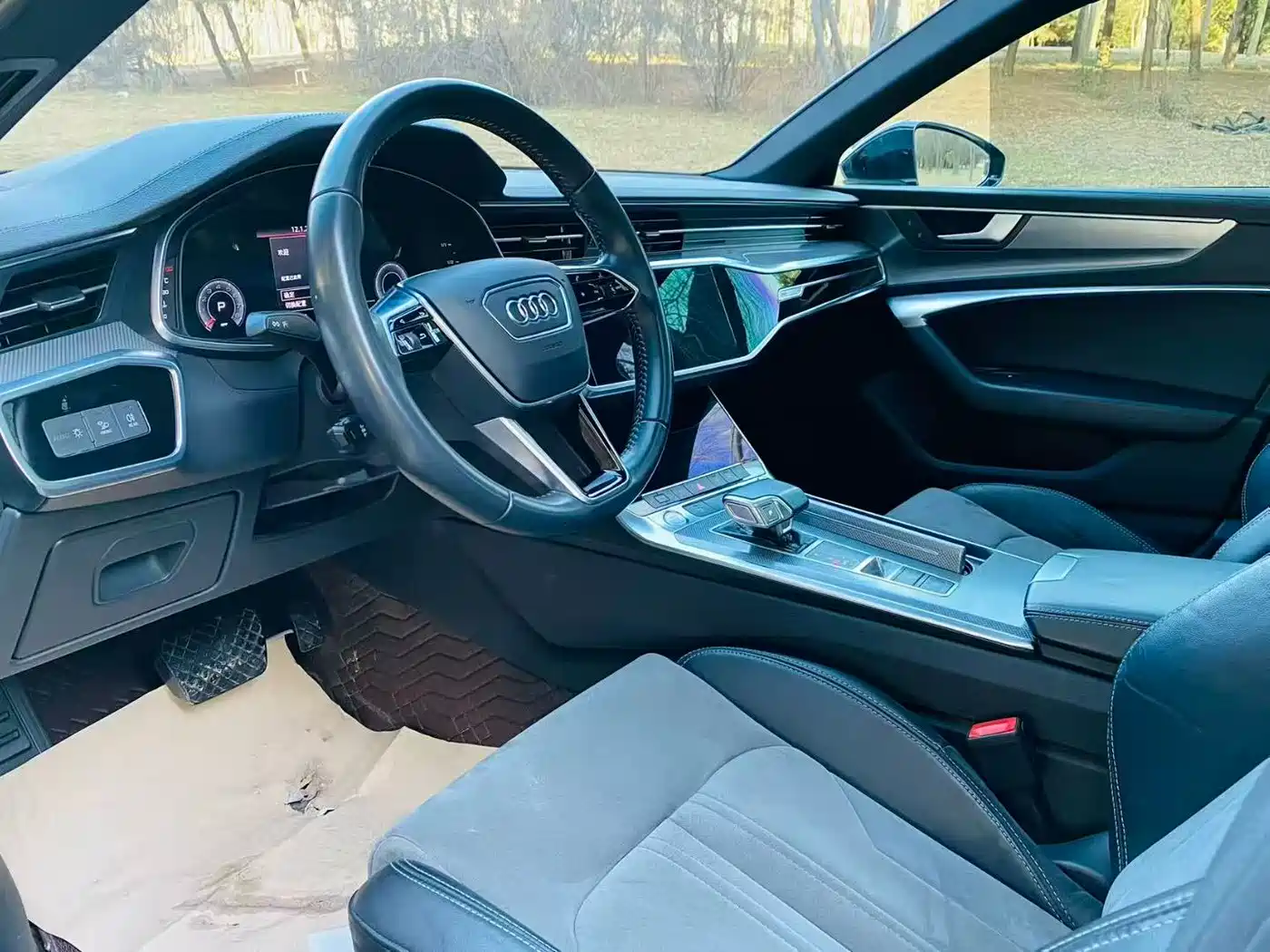 Audi A6L 2019 40 TFSI Luxury Dynamic фото 6