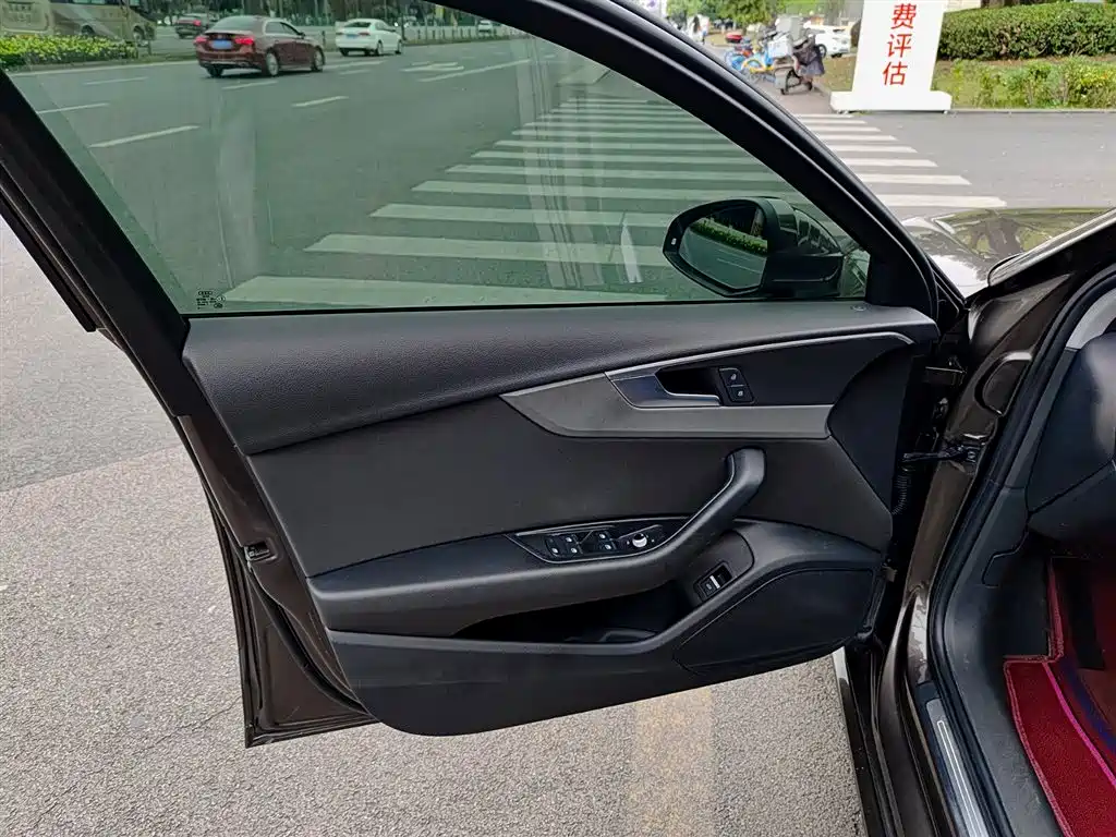 Audi A4L 2019 40 TFSI Progressive (China VI) фото 6