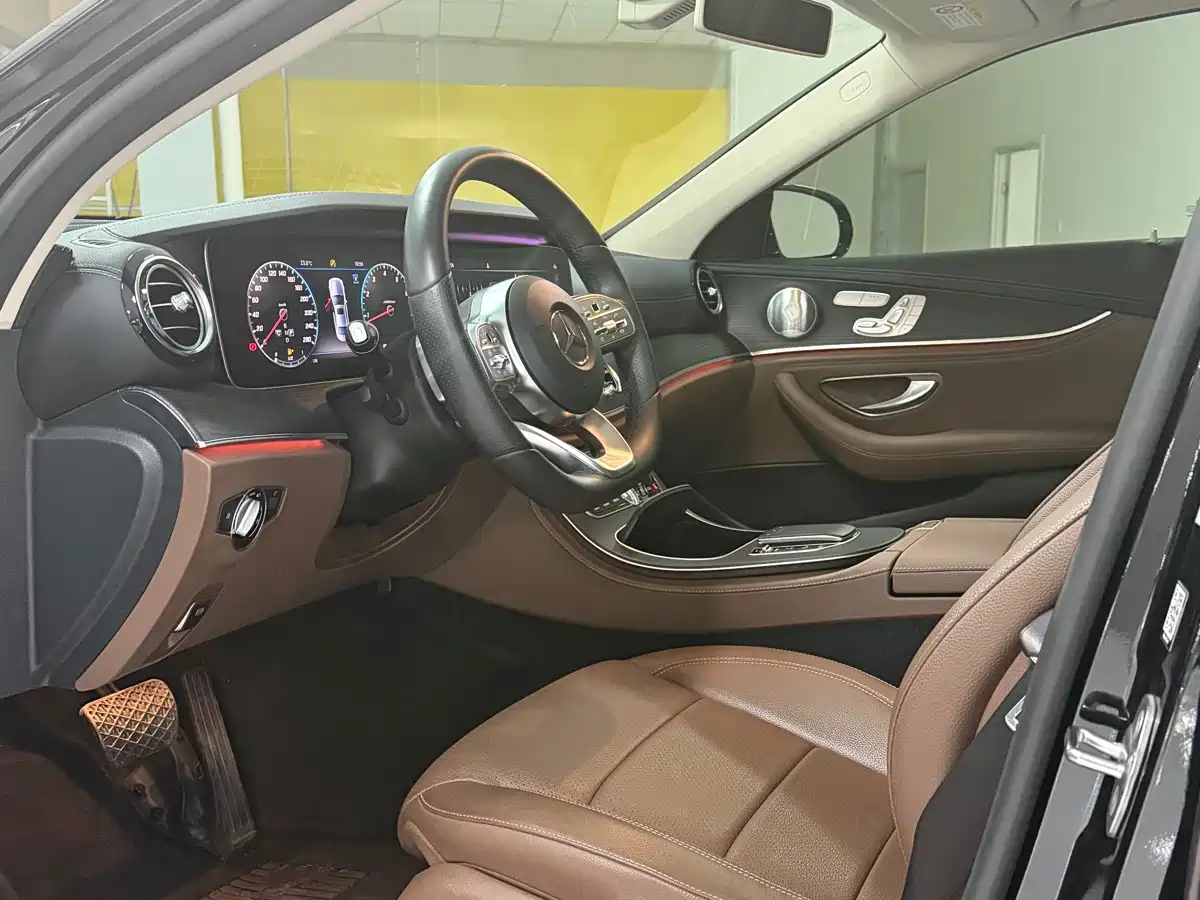 Mercedes-Benz E-Class 2019 Facelift E 300 L Sport Fashion фото 4