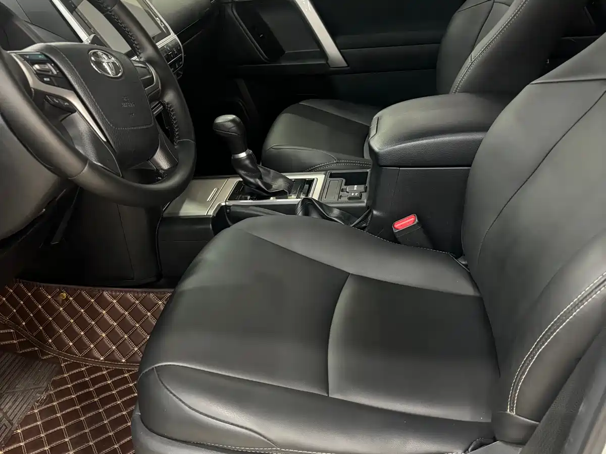 Toyota Prado 2018 3.5L Auto SX фото 14