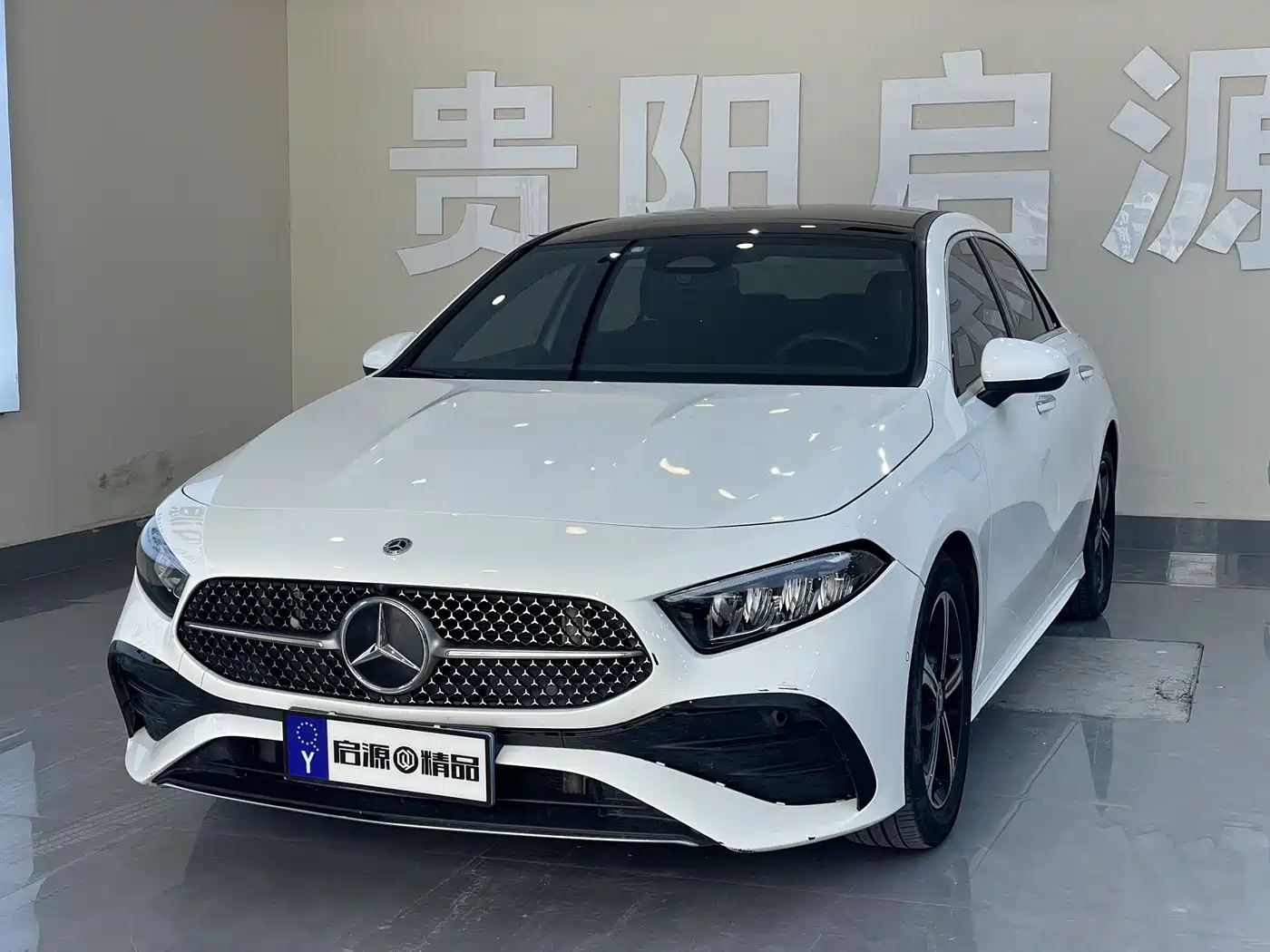 Mercedes-Benz A-Class 2023 A 200 L Fashion
