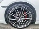 Photo 11 - Porsche 718