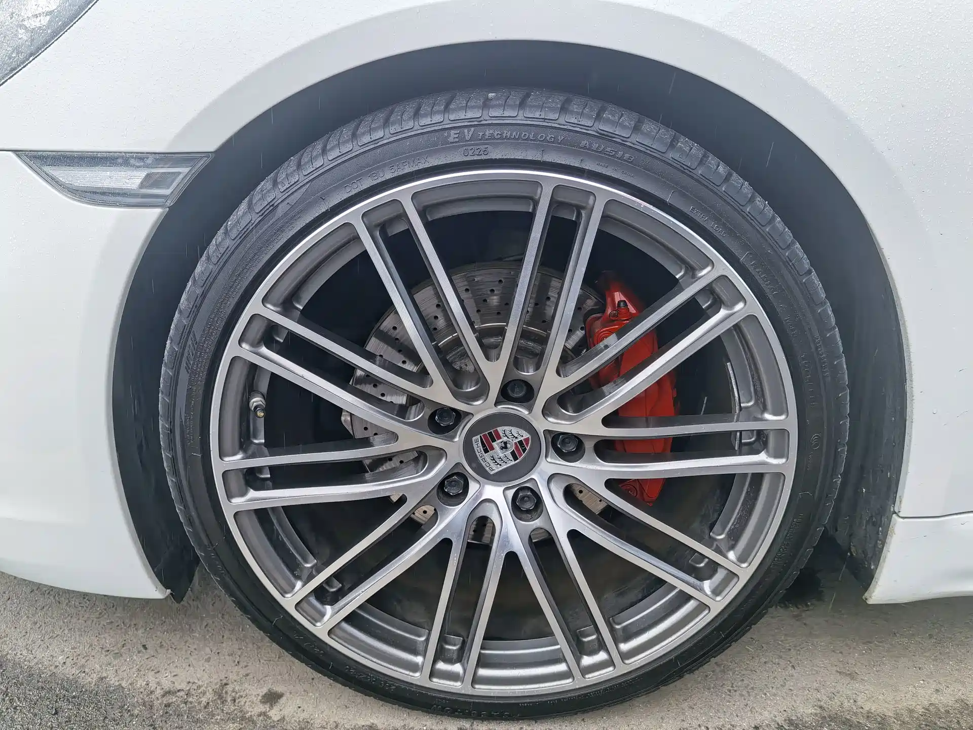Photo 11 - Porsche 718