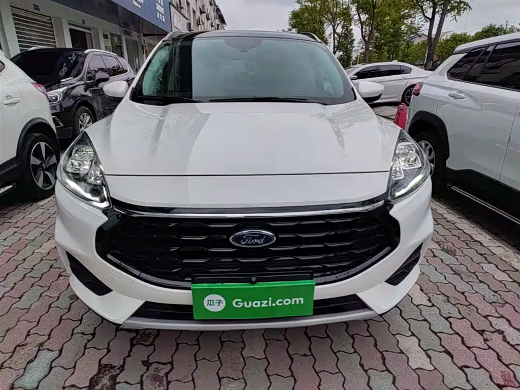 FORD RUIJI