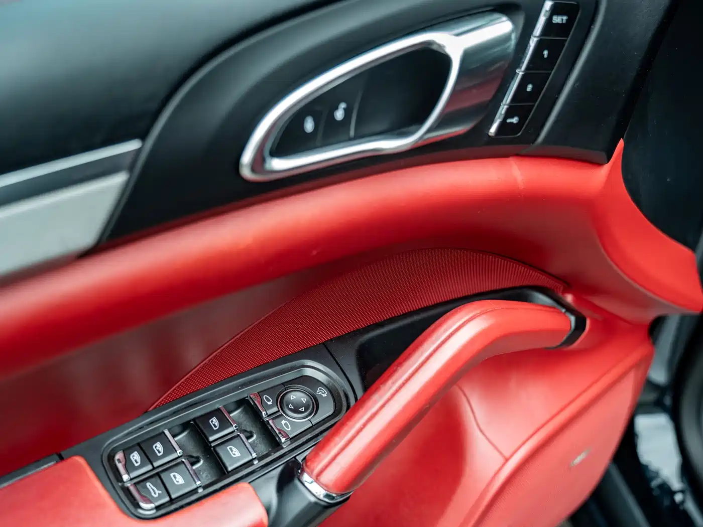 Photo 12 - Porsche Cayenne