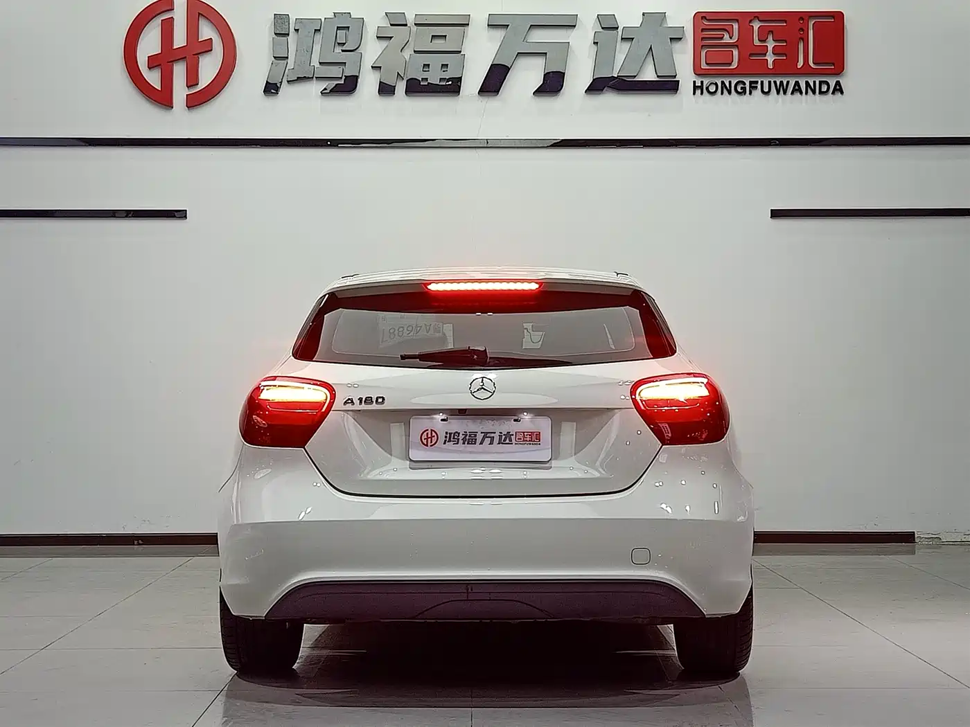 Mercedes-Benz A-Class (Import) 2016 A 180 фото 5