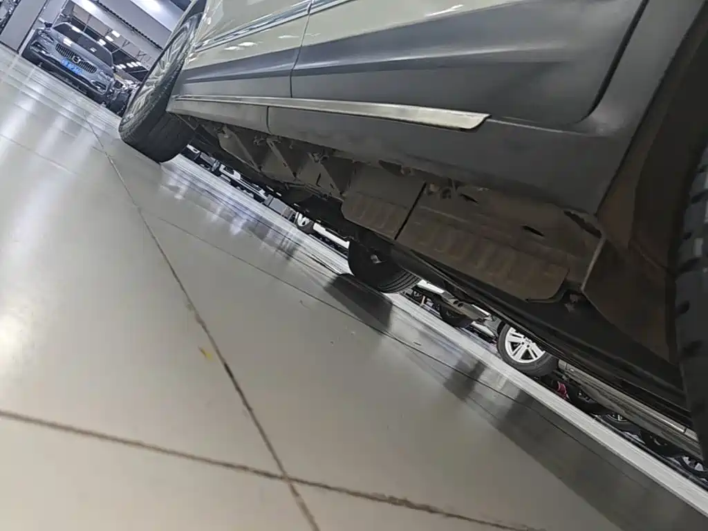 Cadillac XT5 2016 2016 25T Luxury Model