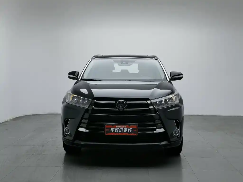 Фото 3 - Toyota Highlander