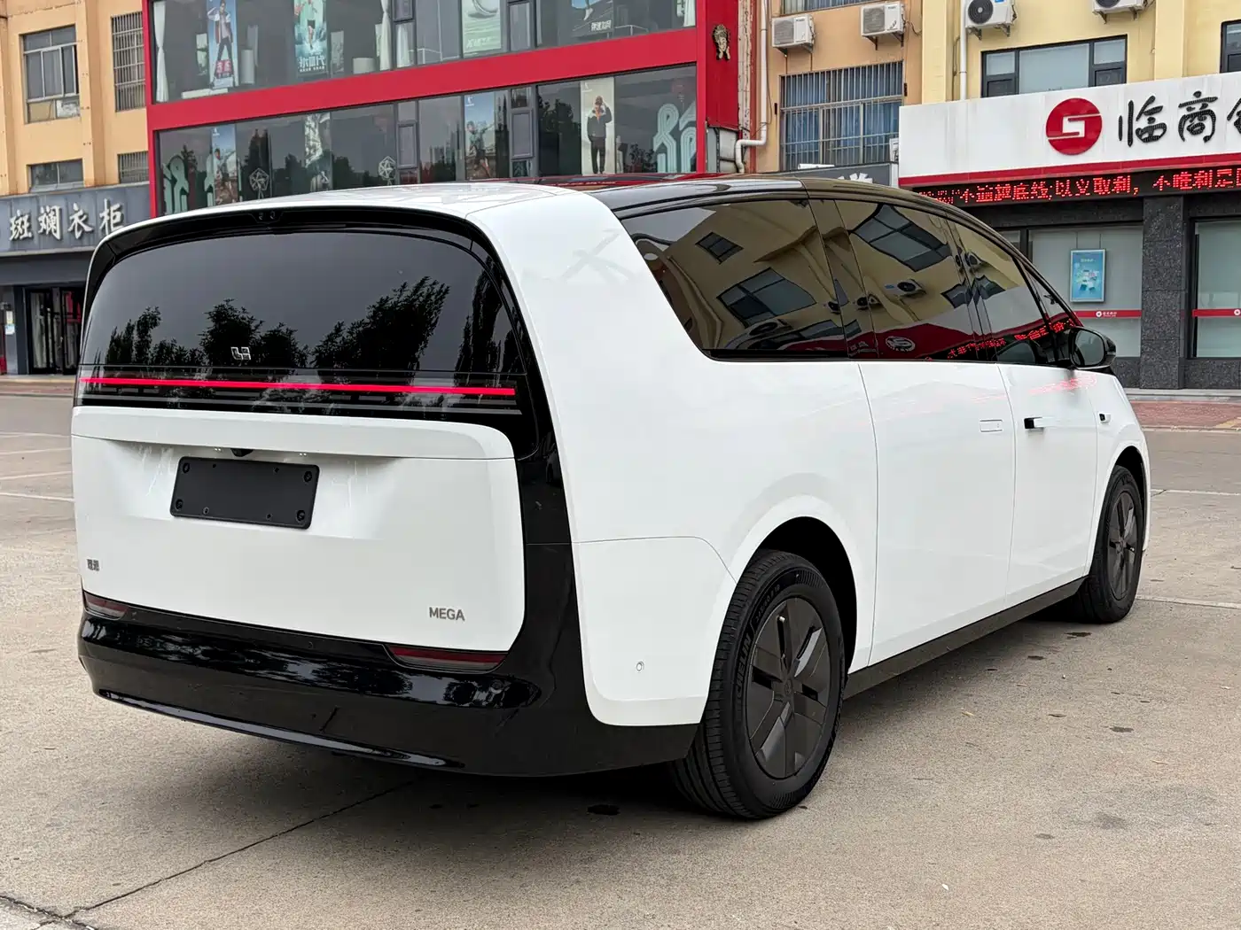 Li Auto MEGA 2024 2024 Ultra