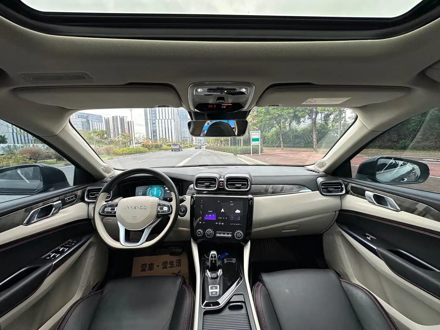 Lynk & Co 02 2018 Model 1.5T DCT 2WD Yao Pro Edition China V фото 8