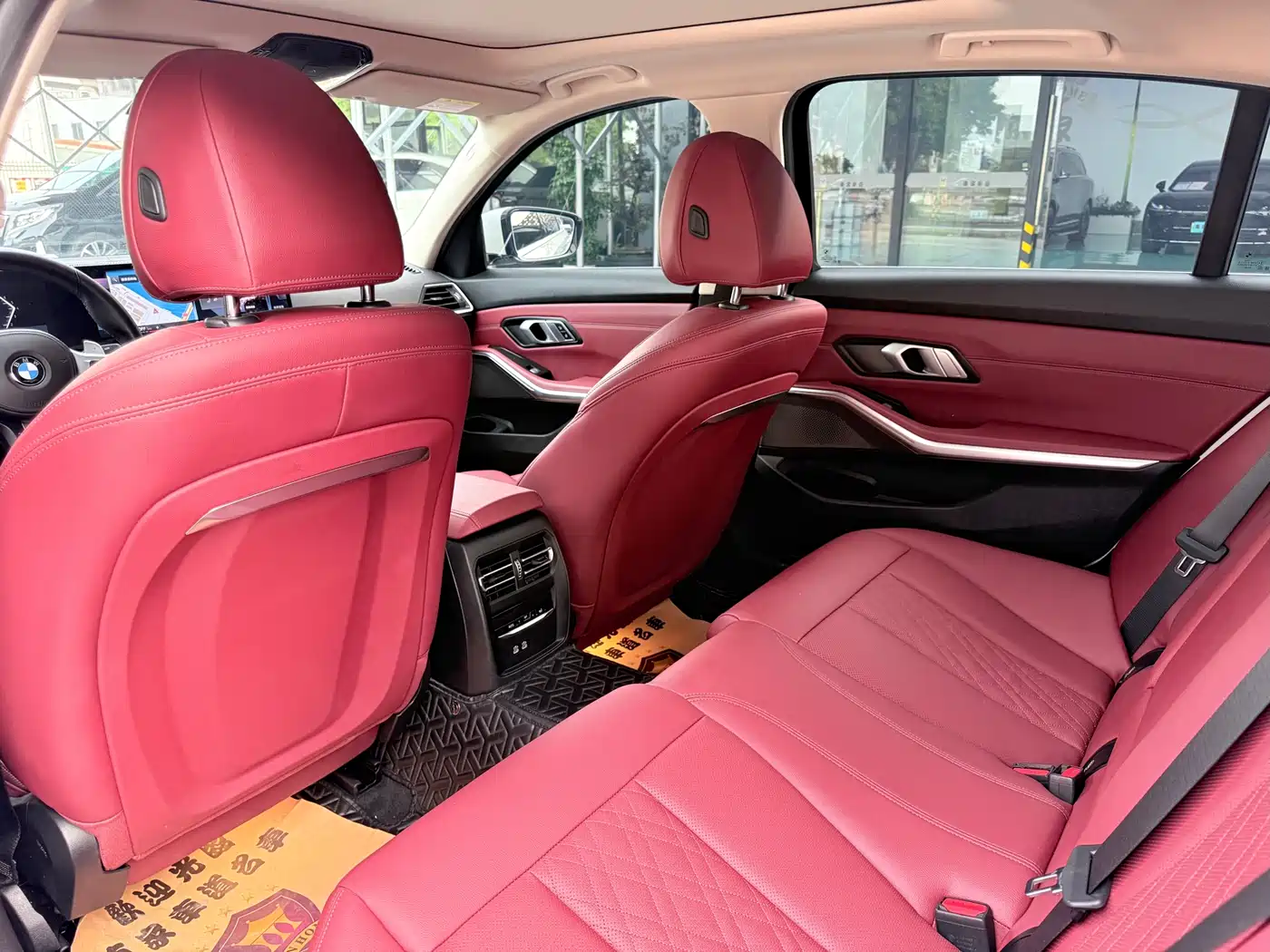 BMW 3 Series 2023 325Li M Sport Package фото 12
