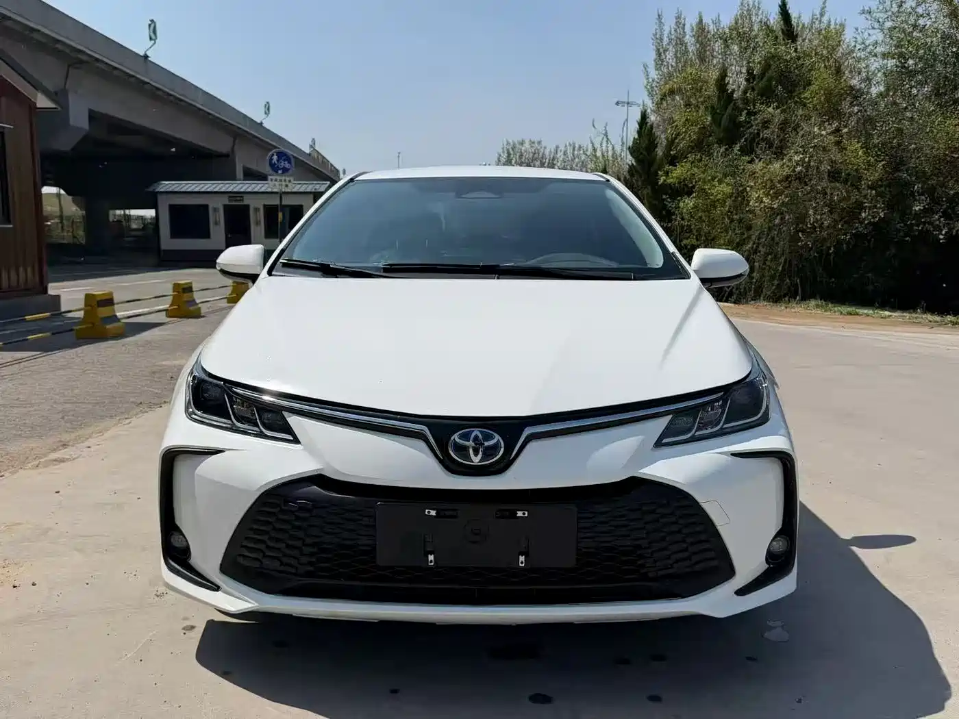 Toyota Corolla 2024 1.8L Smart Hybrid Dual Engine Flagship Edition фото 8
