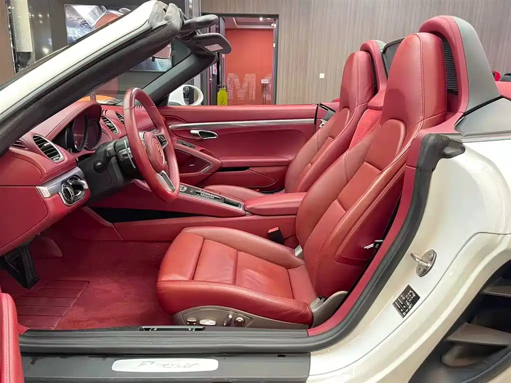 Porsche 718 2018 Boxster 2.0T фото 4