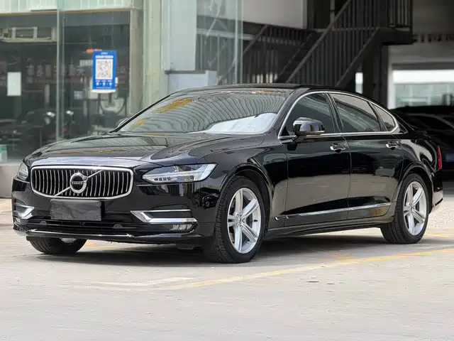 Volvo S90 2019