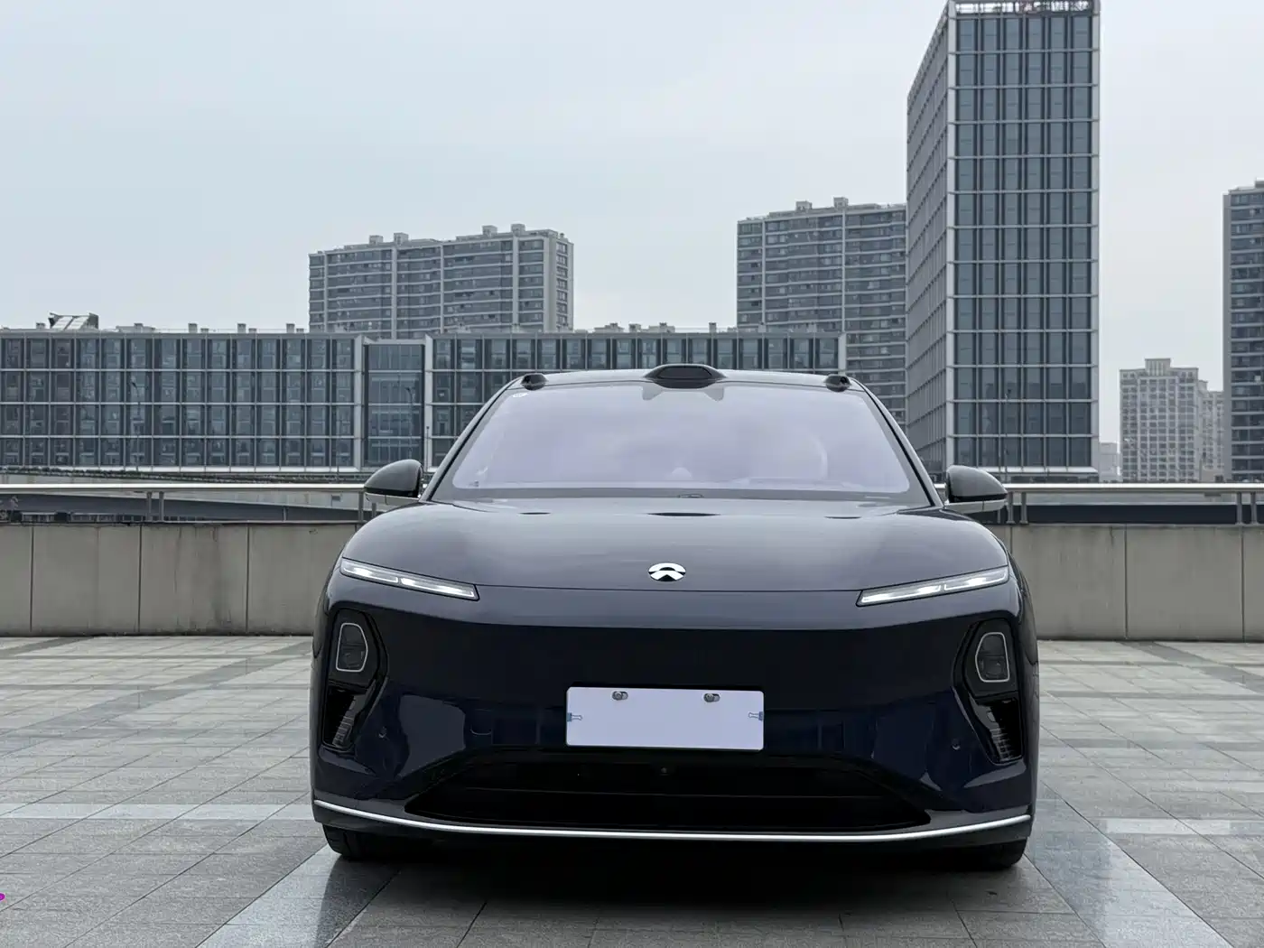 NIO NIO ET9