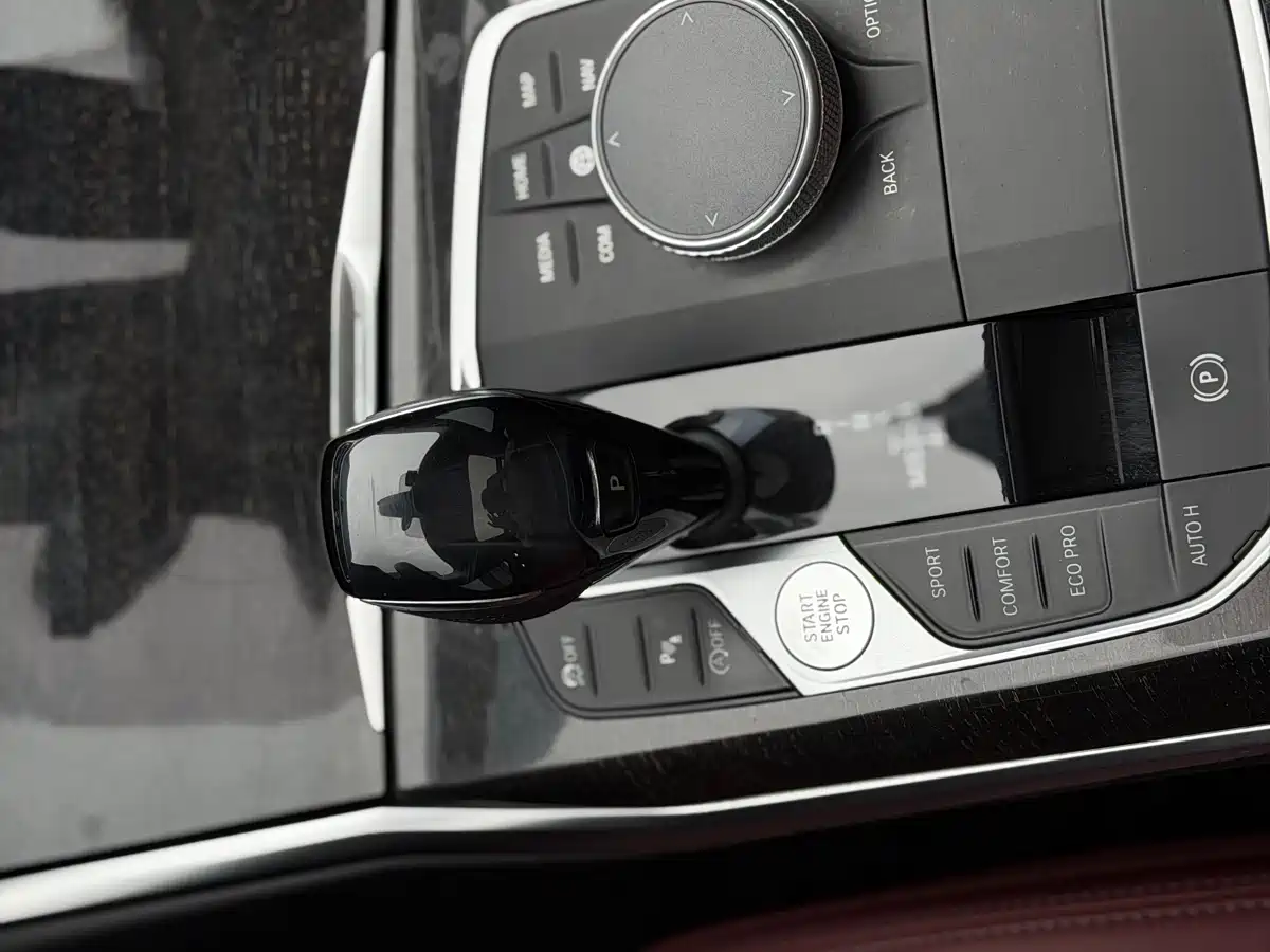BMW 3 Series 2020 325Li M Sport Package фото 11