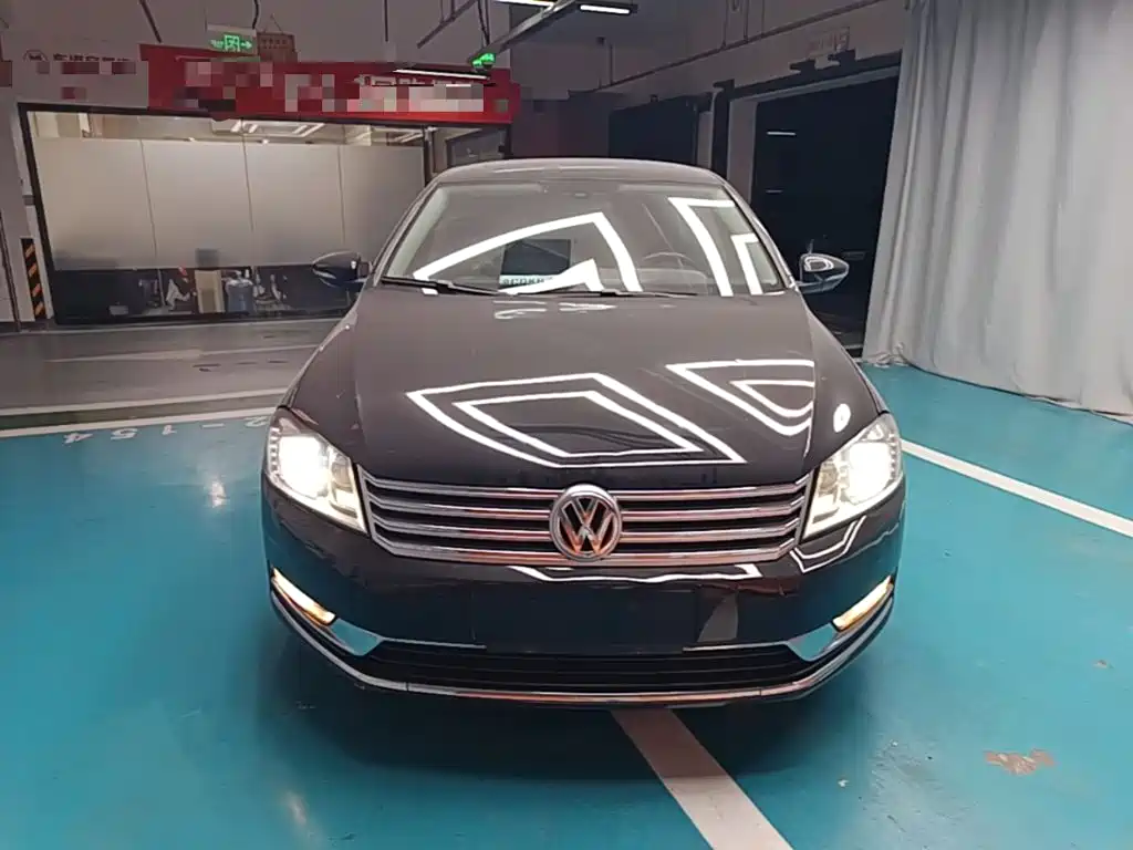 Фото 3 - Volkswagen Magotan