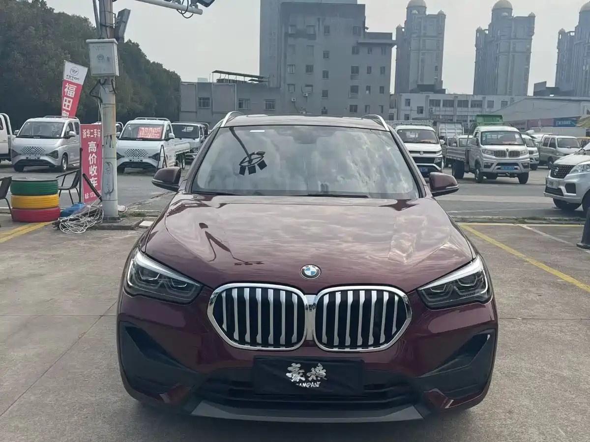 BMW X1 2022 sDrive25Li Leading фото 2