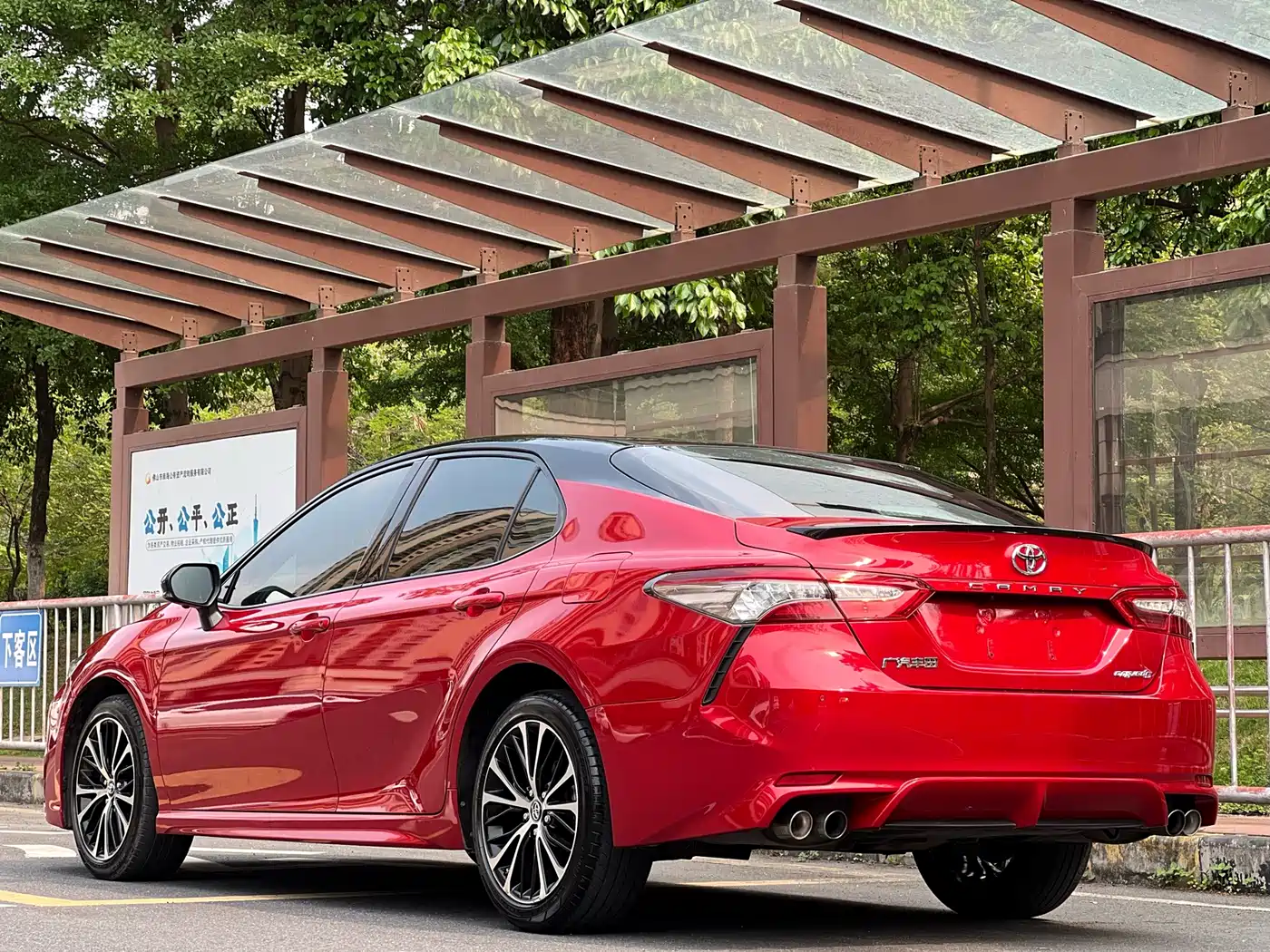 Toyota Camry 2019 2.5S Stylish (China V) фото 22