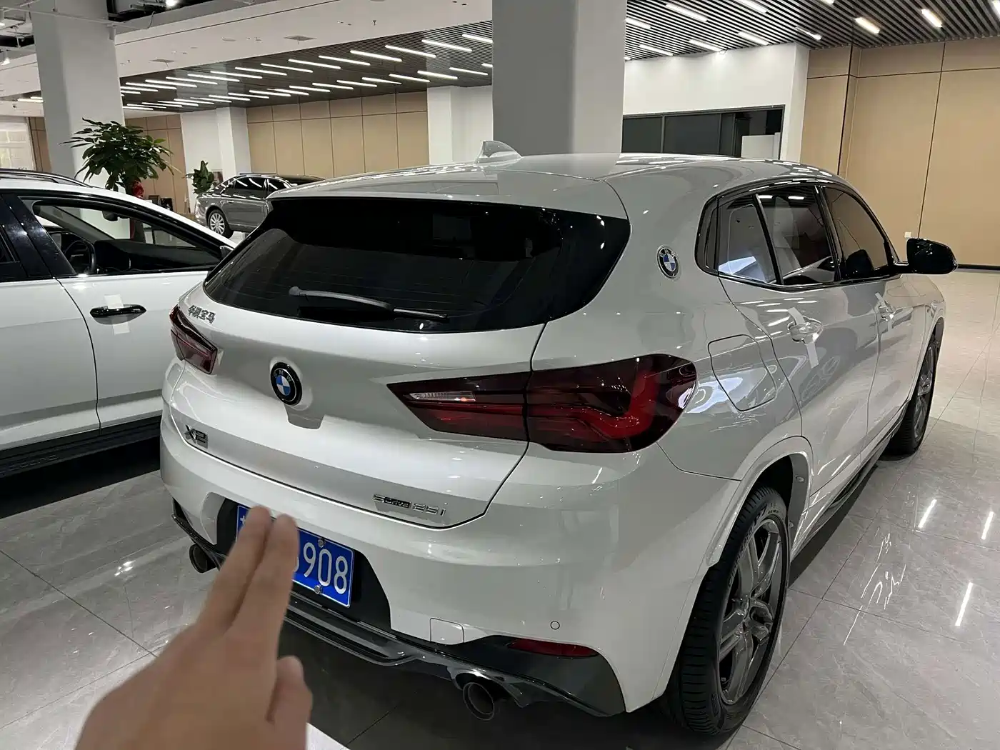 BMW X2 2023 2021 sDrive25i Leading M Sport Package