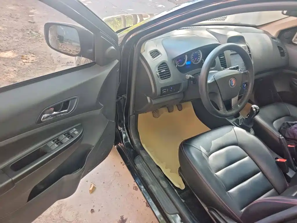 Geely King Kong 2015 2015 Sedan 1.5L Manual Super Joy