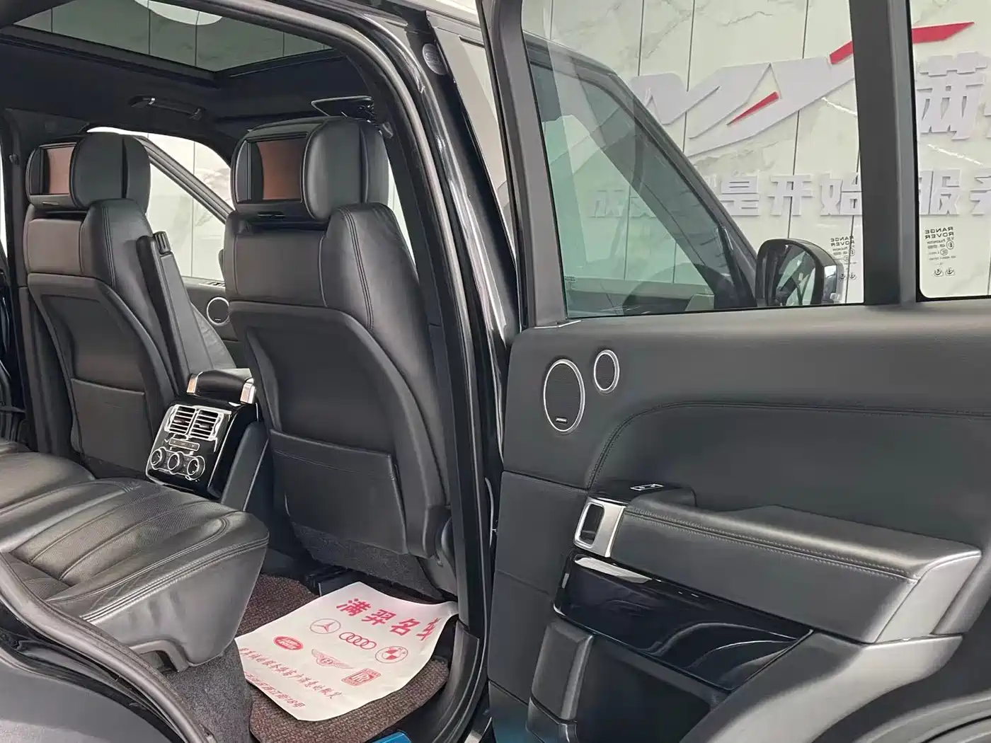 Land Rover Range Rover 2013 NA 5.0 V8 Vogue SE фото 13