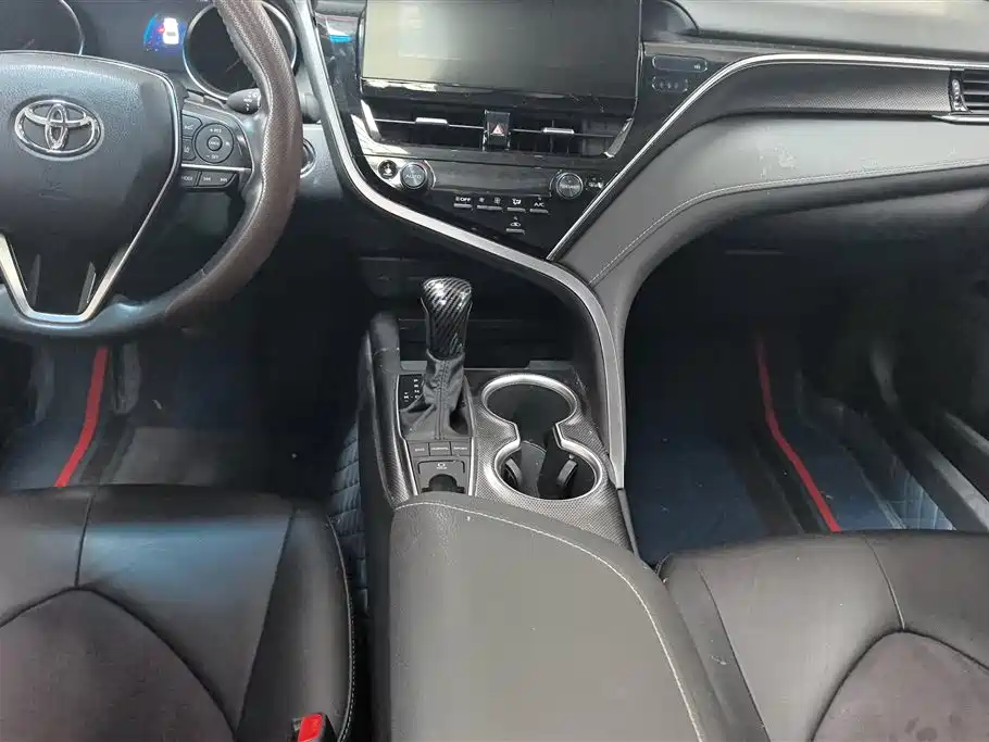 Toyota Camry 2021 2.0S Sporty Edition фото 16