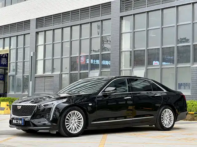 CADILLAC CT6