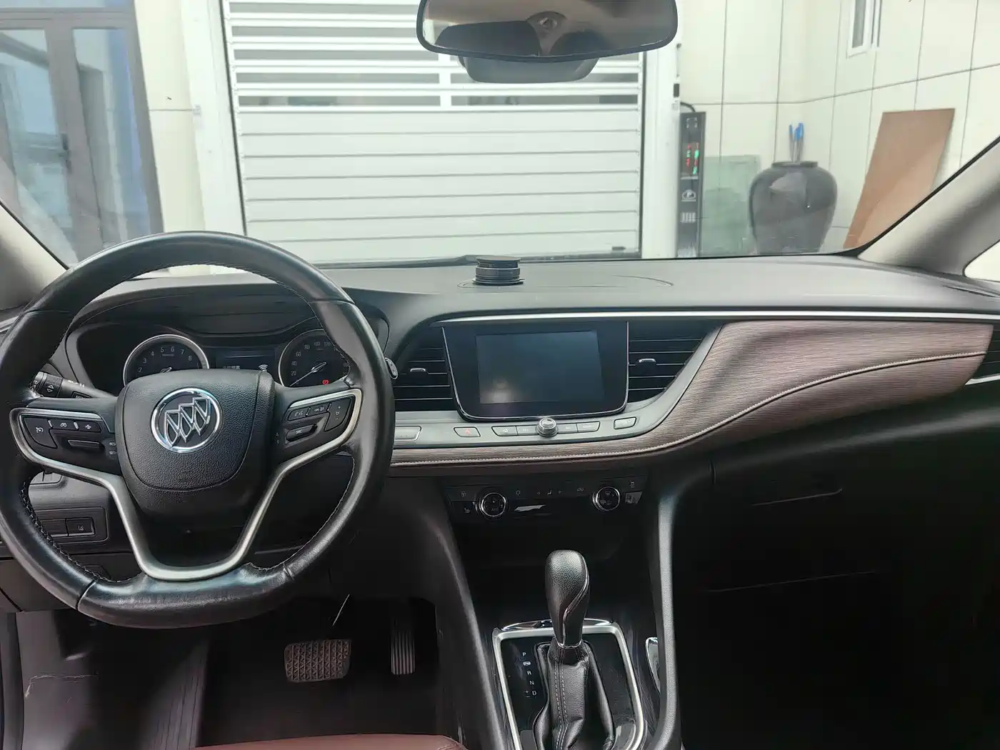 Фото 8 - Buick GL6