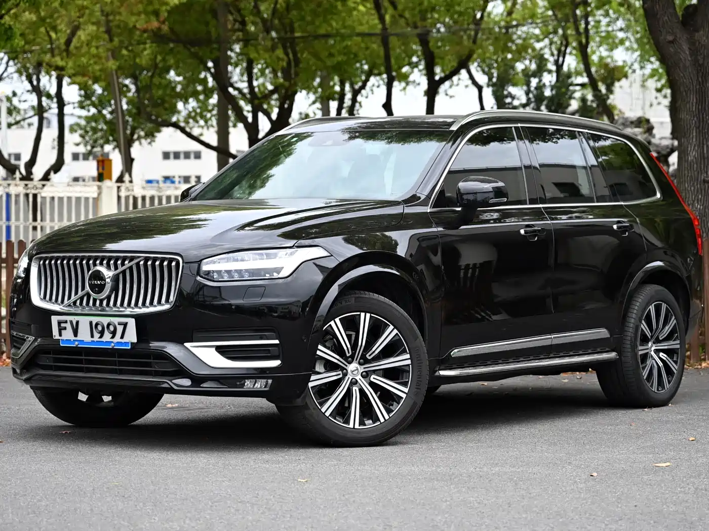 VOLVO XC90