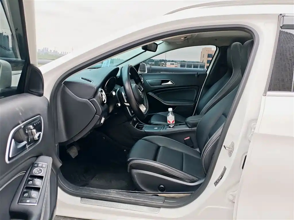 Mercedes-Benz GLA 2019 GLA 200 Fashion фото 15
