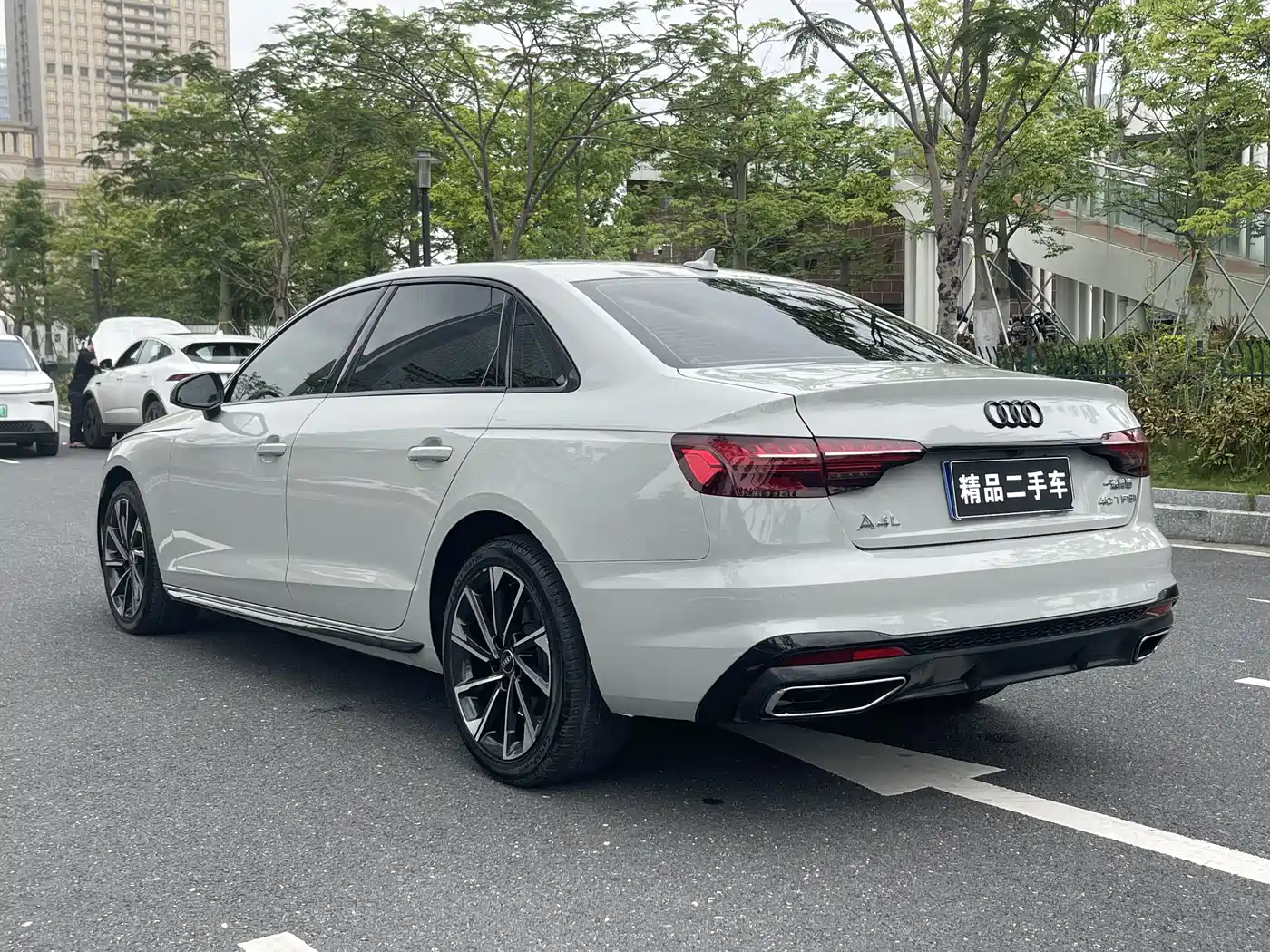 Audi A4L 2023 40 TFSI quattro Luxury Sport фото 25