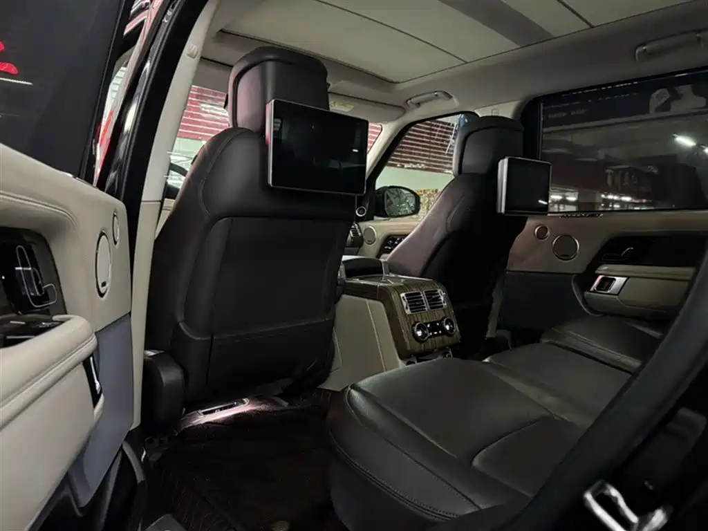 Land Rover Range Rover 2019 3.0 SC V6 Heritage Extended Edition фото 15