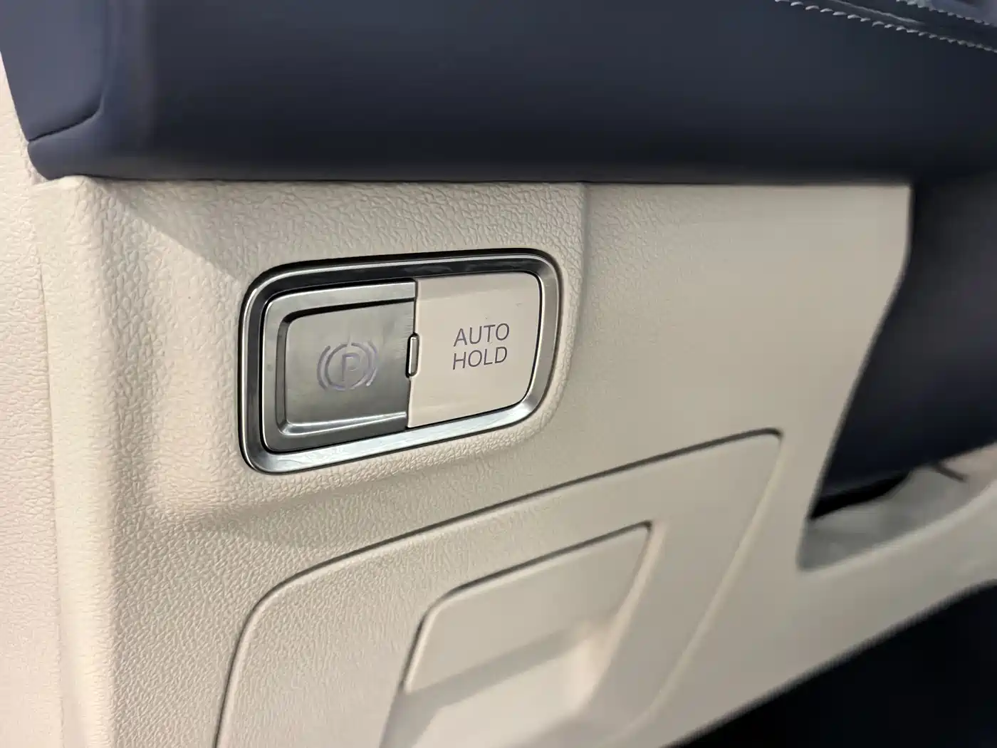 Buick Century 2025 2.0T 6-Seater World Edition фото 11