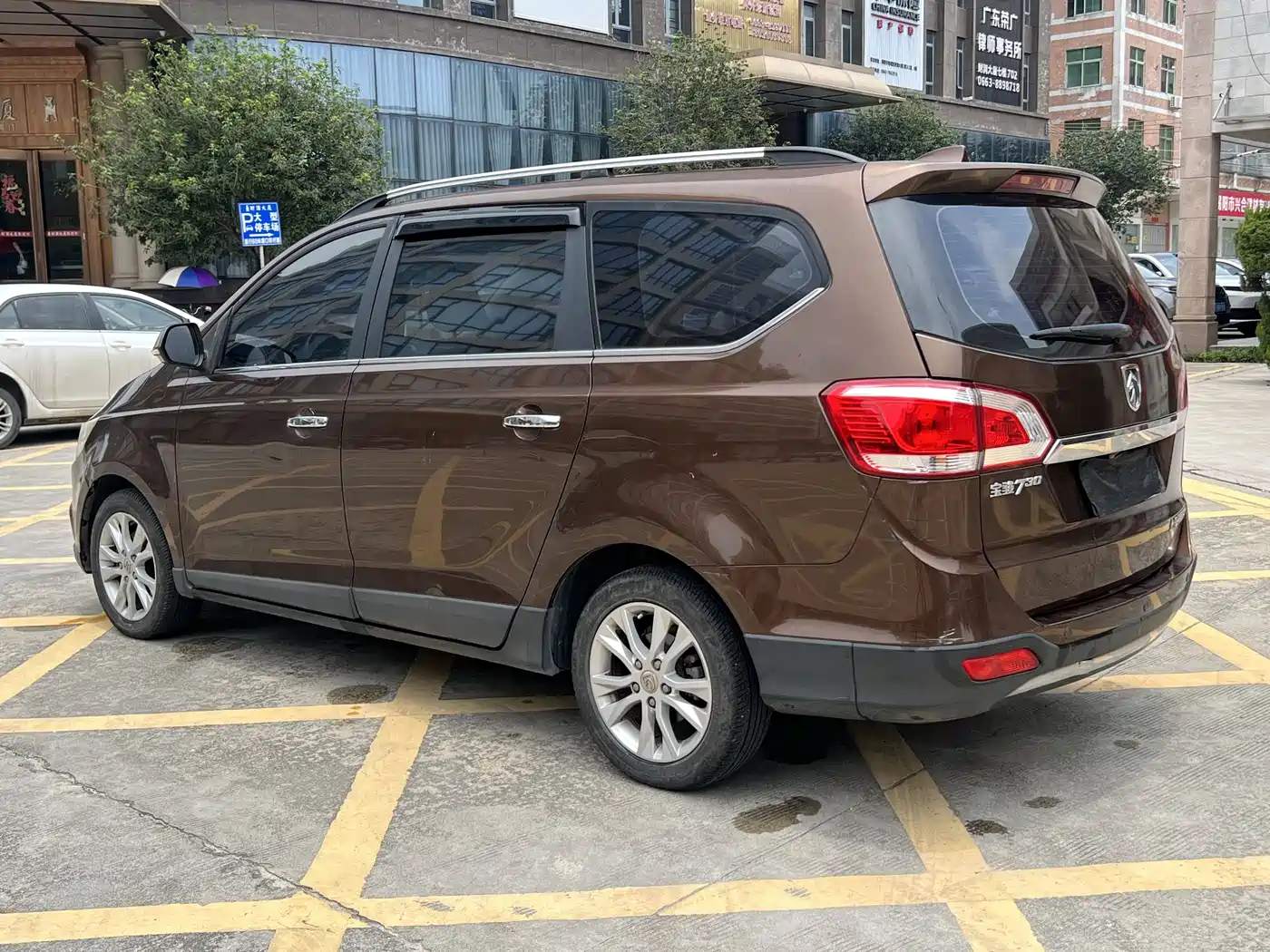 Фото 8 - Baojun 730