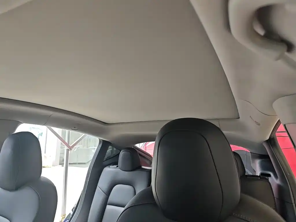 Фото 18 - Tesla Model Y