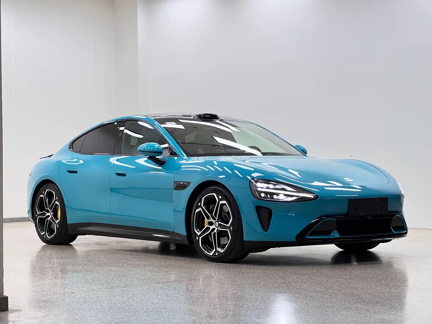 XIAOMI CAR XIAOMI SU7