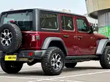 Фото 6 - Jeep Wrangler
