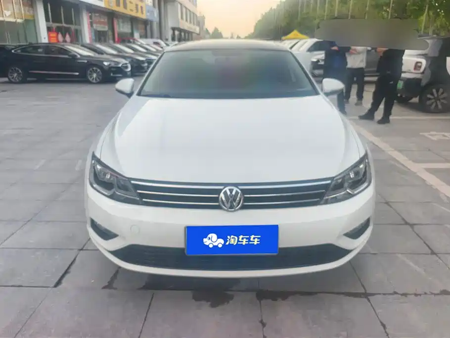 Volkswagen Lamando 2017 230TSI DSG Trend Edition фото 2