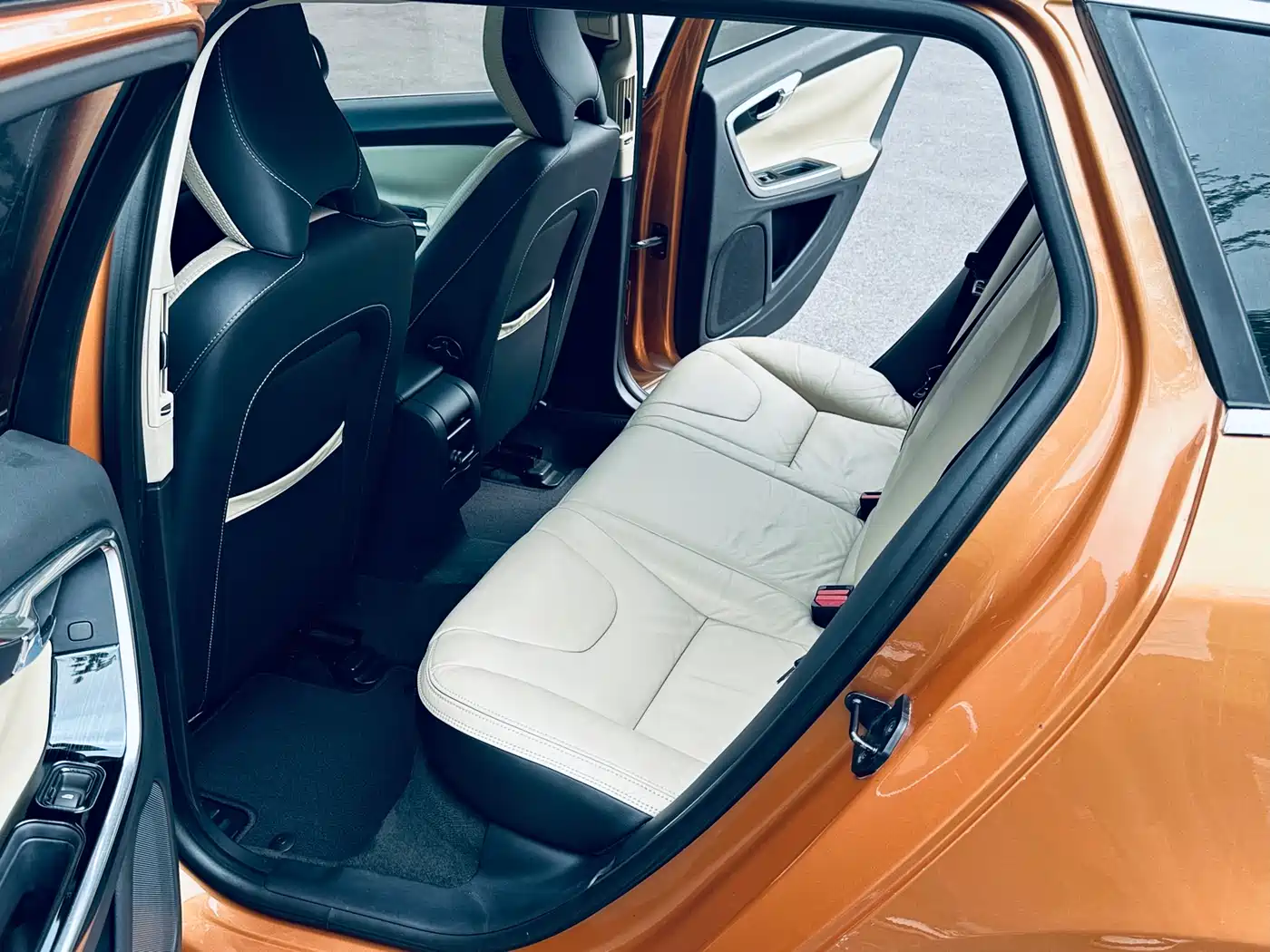 Volvo V60 2012 2013 T5 Comfort Edition