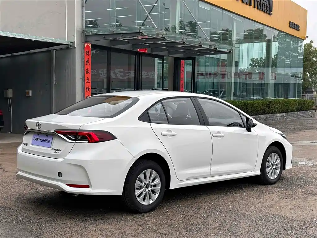 Toyota Corolla 2024 Model 1.2T Pioneer Edition фото 5