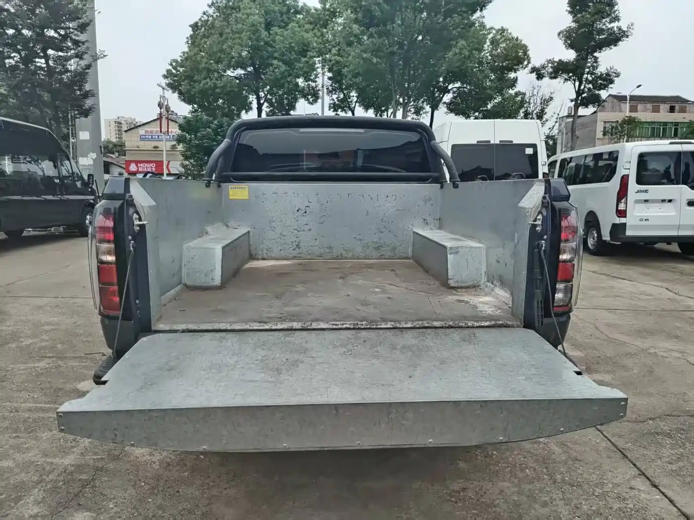 Jiangling Dadao 2023 All-rounder 2.3T Diesel Automatic 4WD Long Wheelbase Comfort Edition фото 8