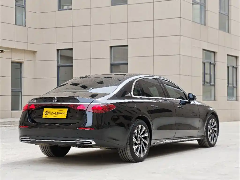 Mercedes-Benz E-Class 2024 Facelift E 300 L Luxury фото 4