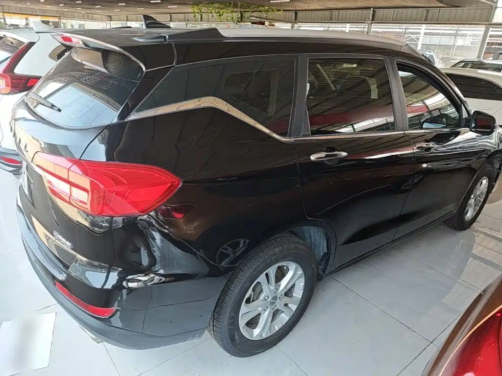 Фото 7 - Haval M6
