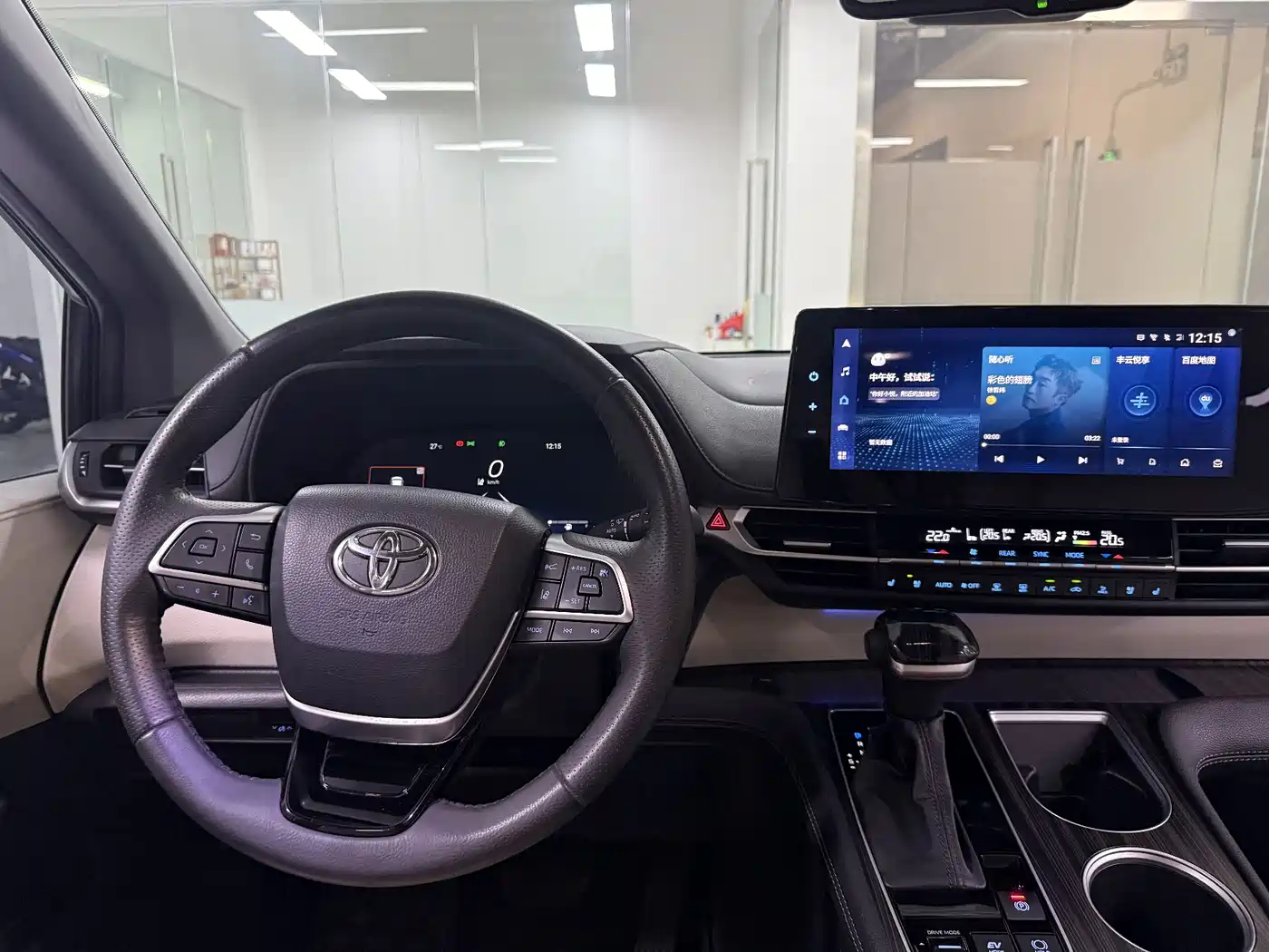 Toyota Sienna 2021 2.5L Hybrid Ultimate Edition фото 15