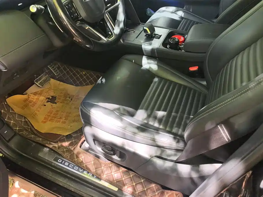 Land Rover Discovery Sport 2024 Luxury Custom Edition фото 9